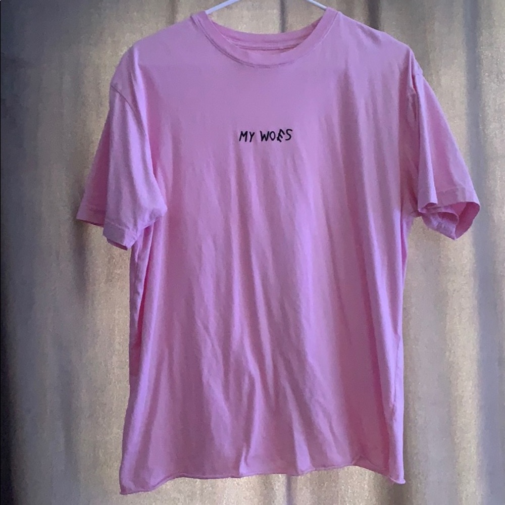 graphic t-shirt